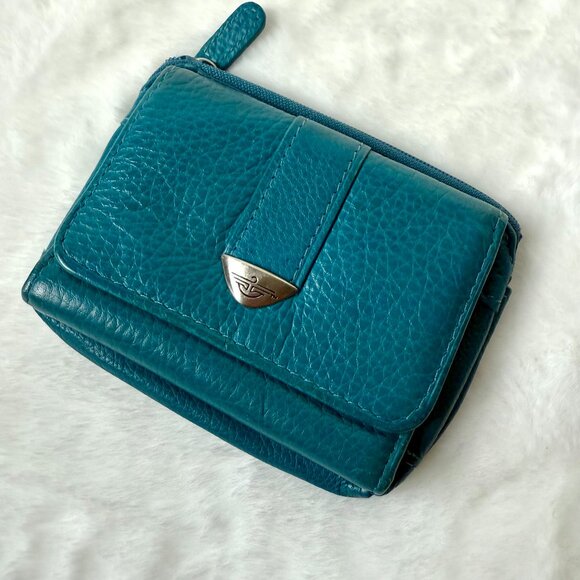 Dockers Teal Blue Trifold Leather Wallet with Silver Accent - Picture 1 of 4